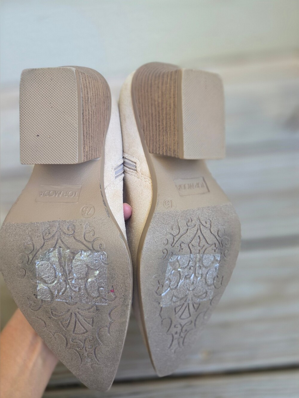 TOP Moda Beige Suede Cutout Western Ankle Booties - Picture 6 of 10